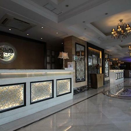 Boudl Hotel Suites Fahahil Kuwait City Ngoại thất bức ảnh